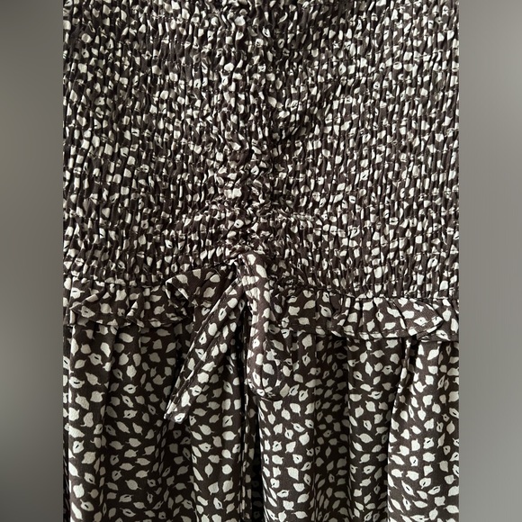 SHE + SKY LONG SLEEVE BROWN DRESS - Picture 2 of 5